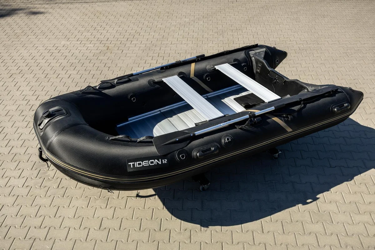 TIDEON 12 – RIB semirrígida 3,60 m TIDEON 12 RIB semirrígida de 3,60 m