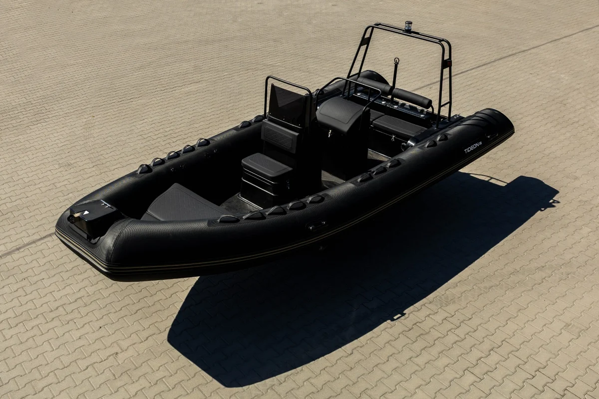 TIDEON 20/580 – RIB semirrígida 5,80 m TIDEON 20/580 RIB semirrígida de 5,80 m